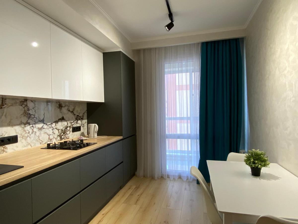 Apartament Lux Chisinau Ngoại thất bức ảnh