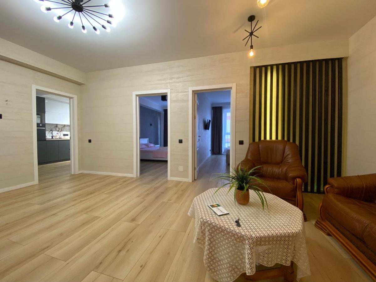 Apartament Lux Chisinau Ngoại thất bức ảnh