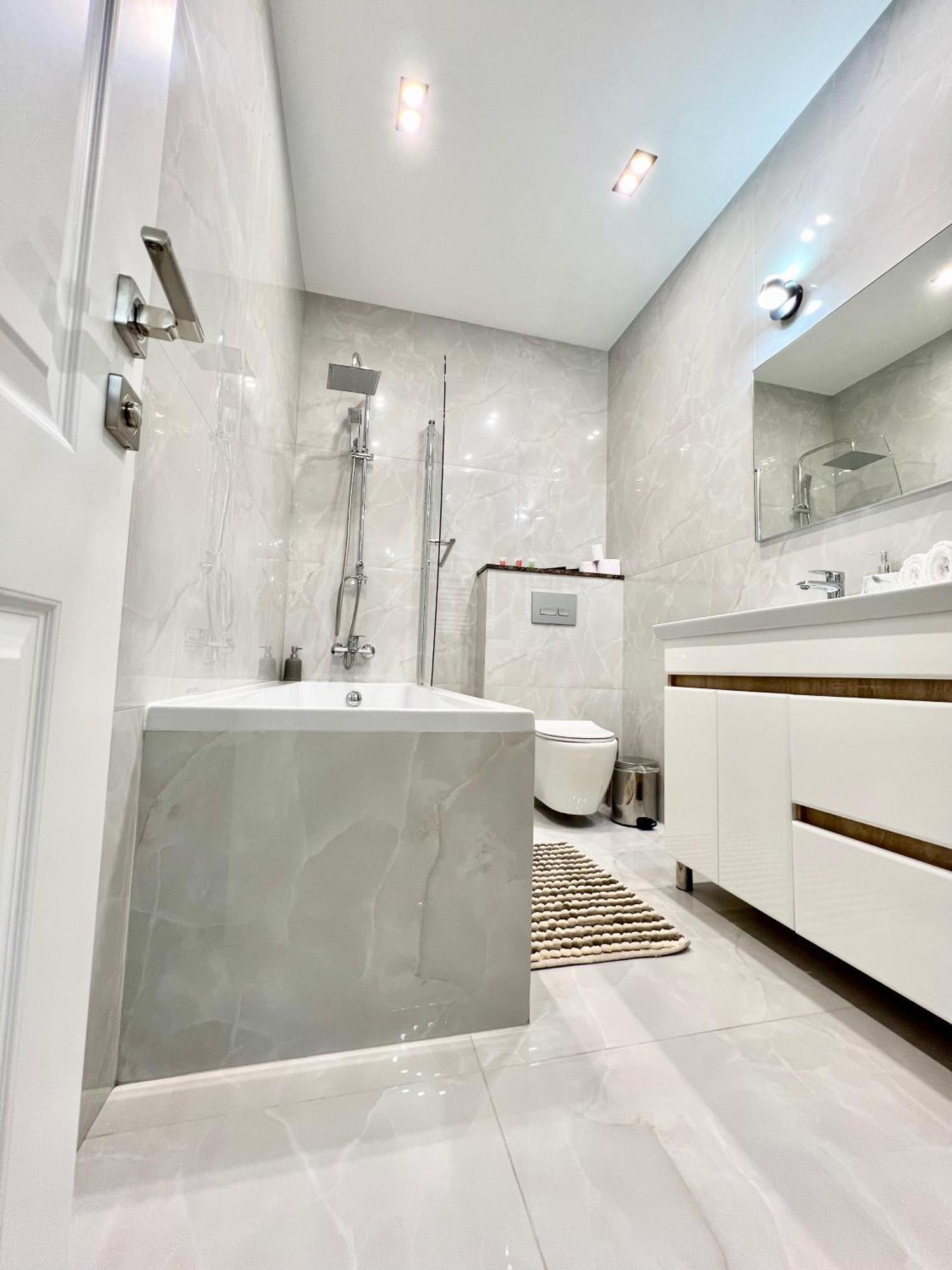 Apartament Lux Chisinau Ngoại thất bức ảnh